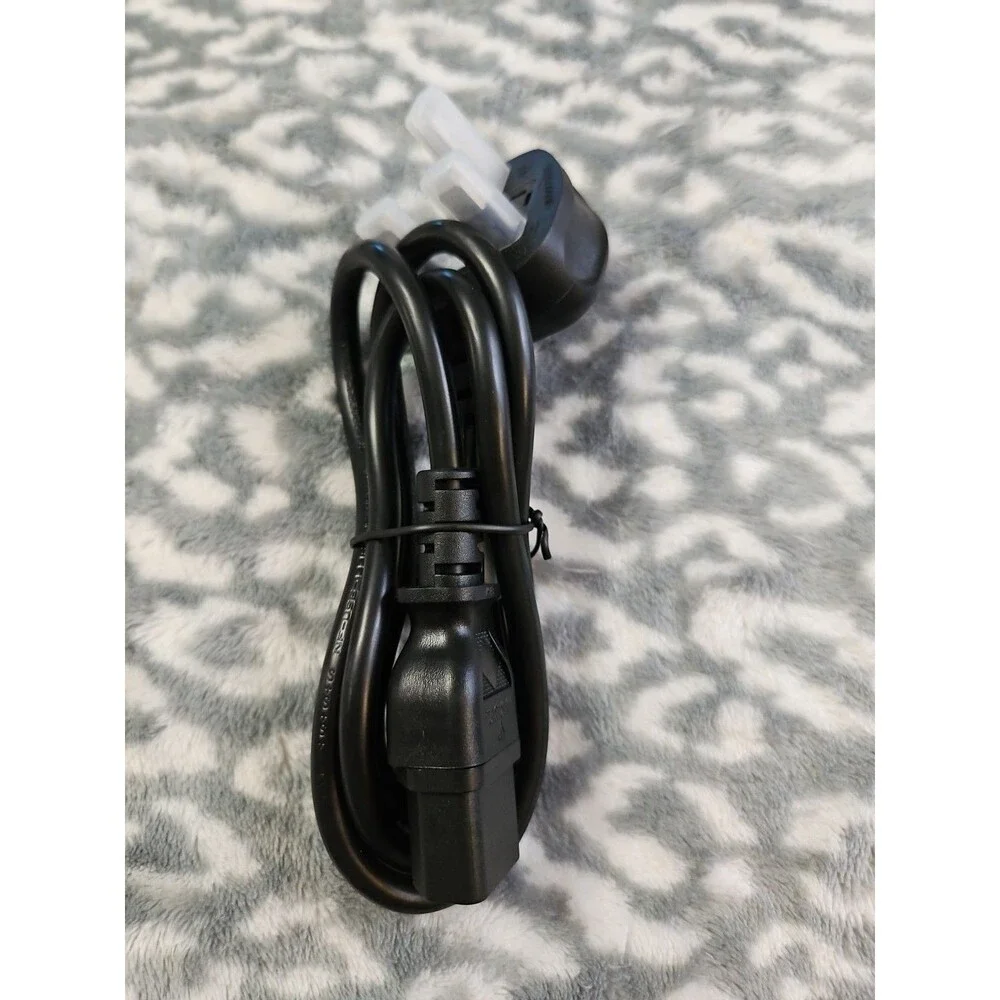 Linetek Kettle Lead Power Cable 3 Pin UK Plug For PC Monitor TV 3 Ft Cord